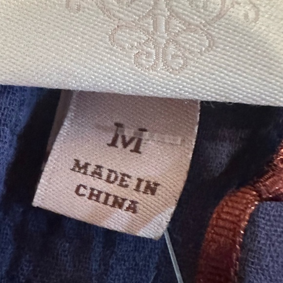 Knox Rose Deep Blue Garment - Picture 7 of 7